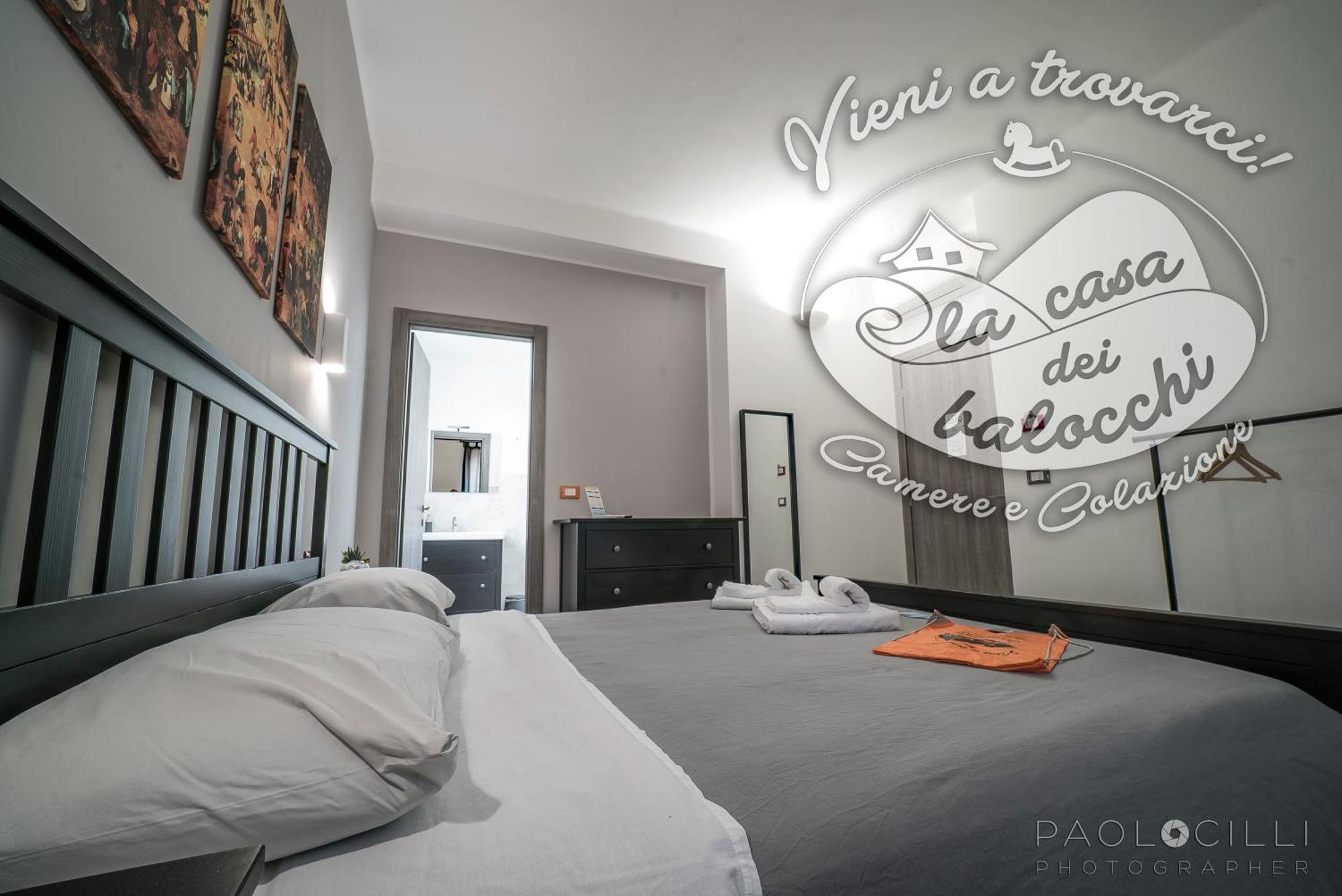 La Casa Dei Balocchi B&B Toirano Bagian luar foto