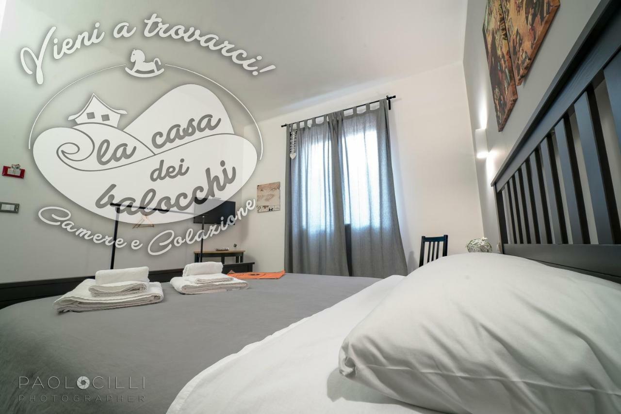 La Casa Dei Balocchi B&B Toirano Bagian luar foto