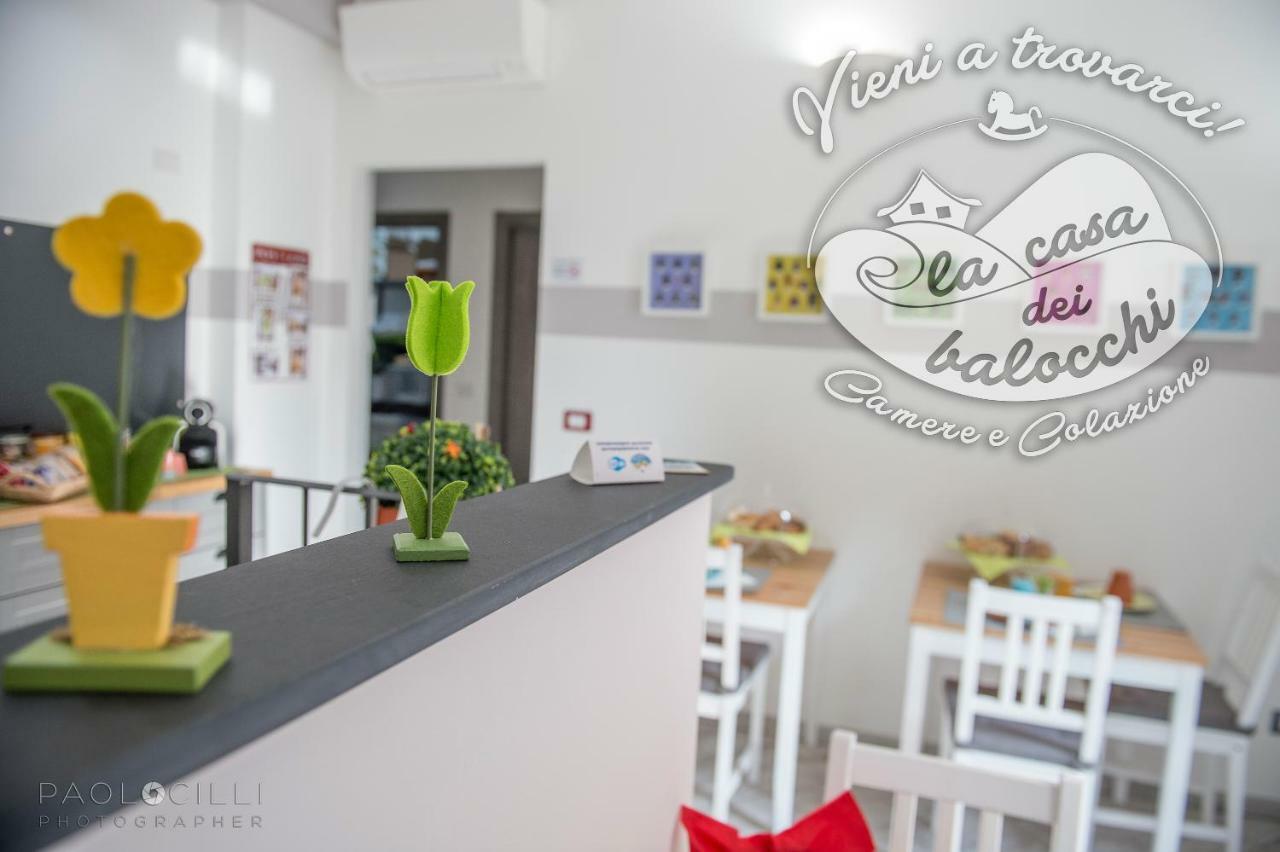 La Casa Dei Balocchi B&B Toirano Bagian luar foto
