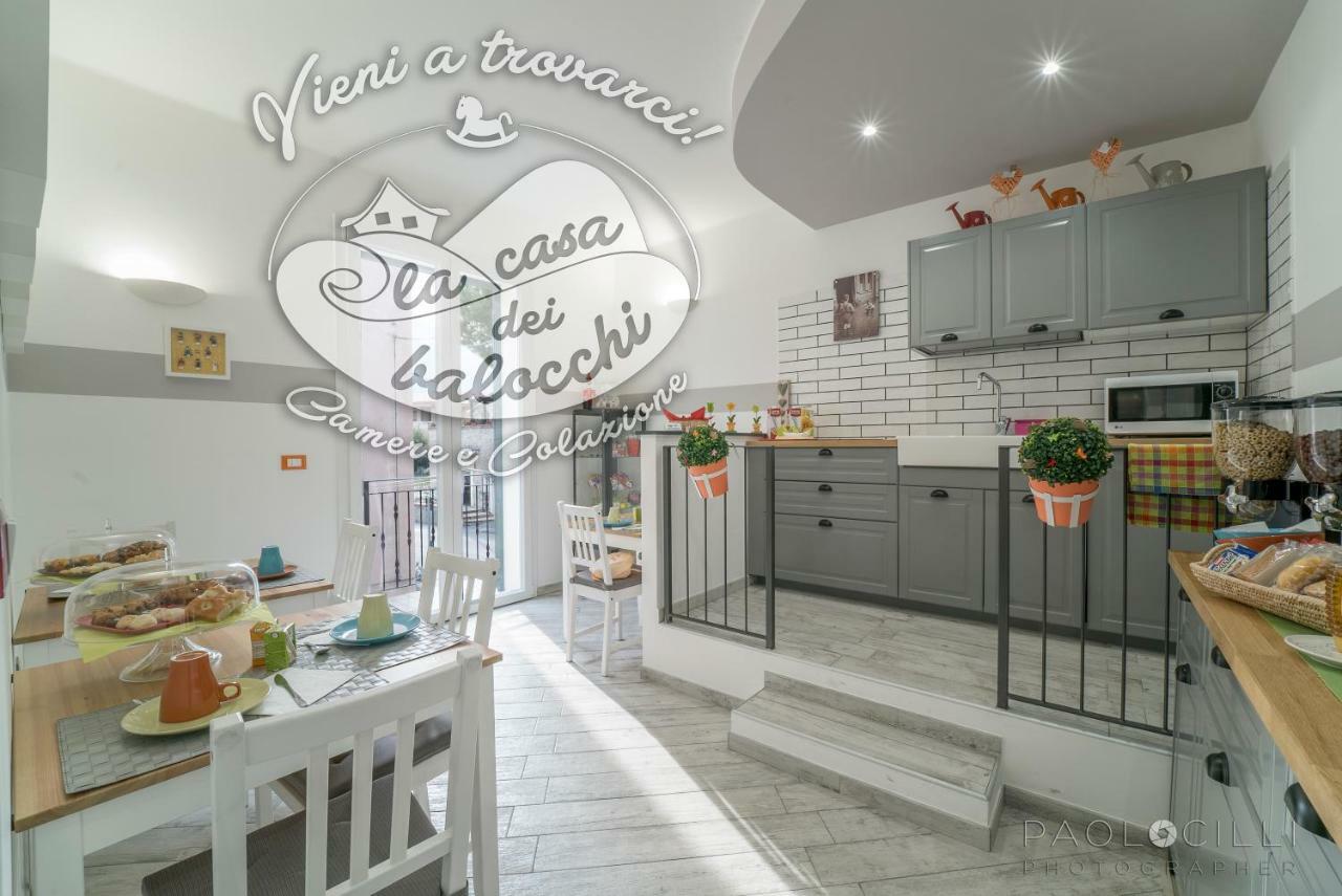 La Casa Dei Balocchi B&B Toirano Bagian luar foto