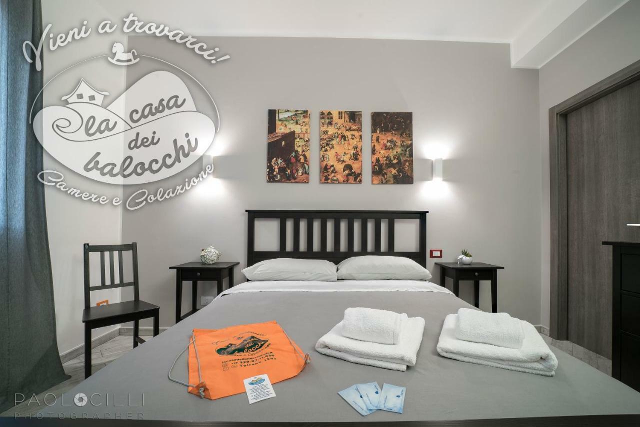 La Casa Dei Balocchi B&B Toirano Bagian luar foto