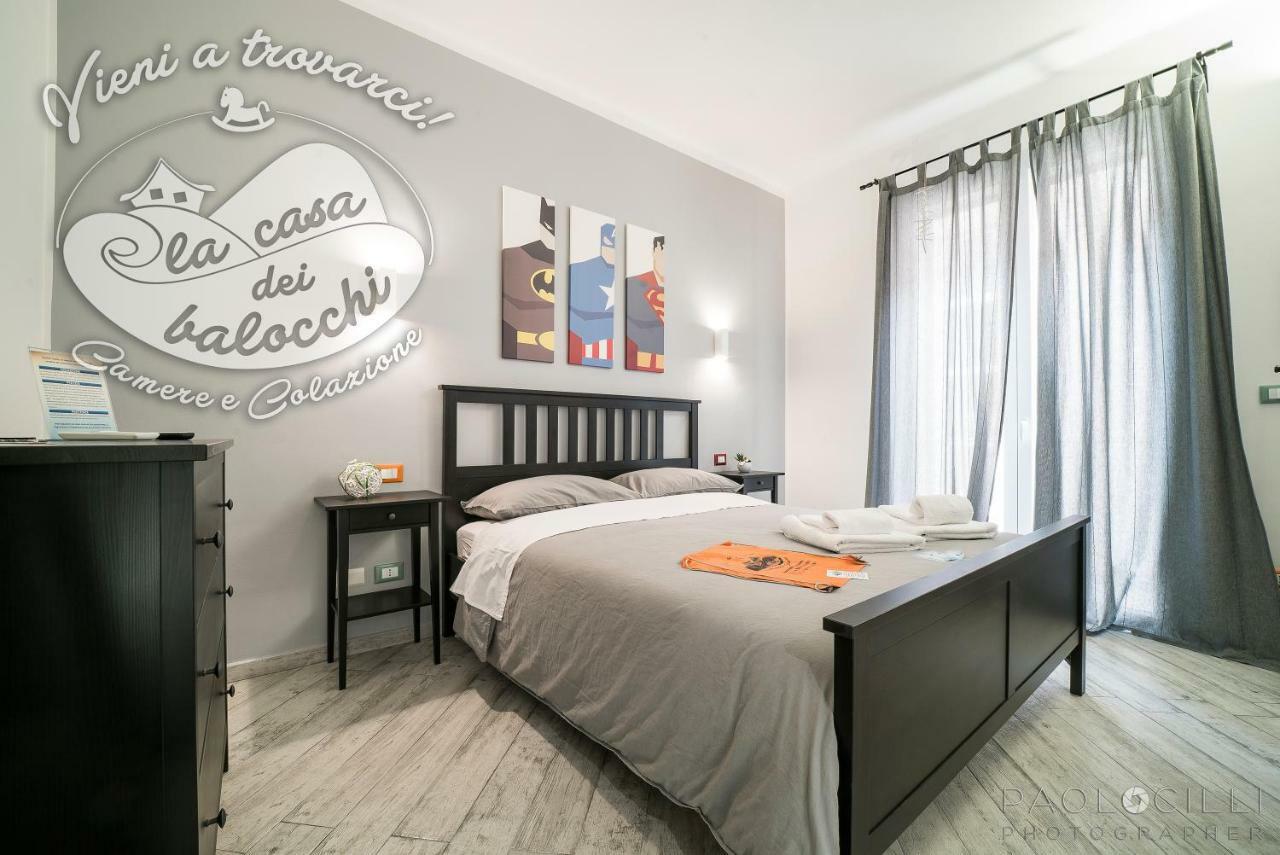 La Casa Dei Balocchi B&B Toirano Bagian luar foto